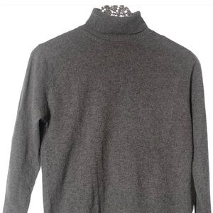 Cashmere turtleneck